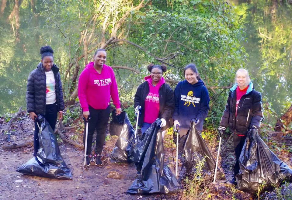 10th Annual Red River Cleanup 10th Annual Red River Cleanup