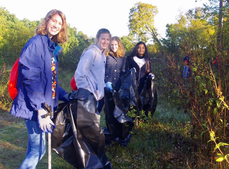 10th Annual Red River Cleanup 18