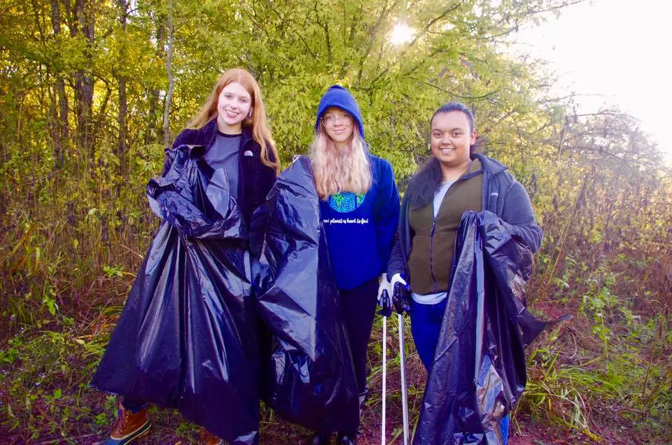 10th Annual Red River Cleanup 6