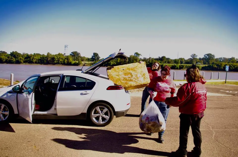 10th Annual Red River Cleanup 7